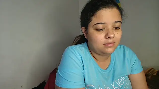 Snapshot of luisahot_9727 chatting on 03.27.26 luisahot 9727 online show from 03.27.26