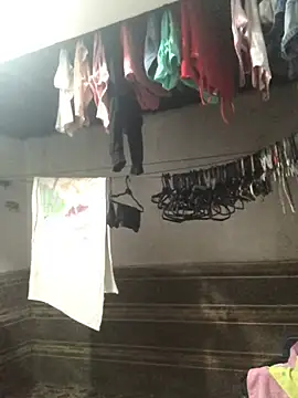 Snapshot of luisahot_9727 chatting on 03.29.26 luisahot 9727 online show from 03.29.26