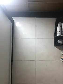 Snapshot of luisahot_9727 chatting on 04.01.26 luisahot 9727 online show from 04.01.26