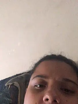 Snapshot of luisahot_9727 chatting on 04.02.26 luisahot 9727 online show from 04.02.26