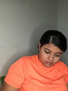 Snapshot of luisahot_9727 chatting on 04.12.26 luisahot 9727 online show from 04.12.26