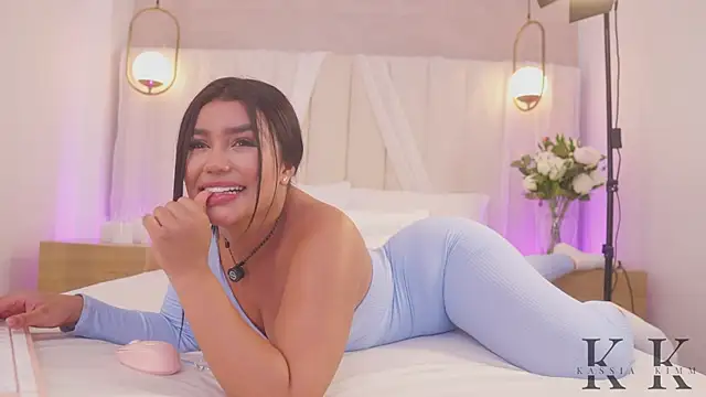 Snapshot of kassia_kim chatting on 02.24.26 kassia kim online show from 02.24.26