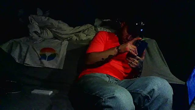 Luv2SuckBWC92 online show from 03.06.26