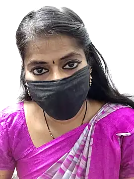 Snapshot of tamil_Sigappu_Roja chatting on 09.13.25 tamil Sigappu Roja online show from 09.13.25