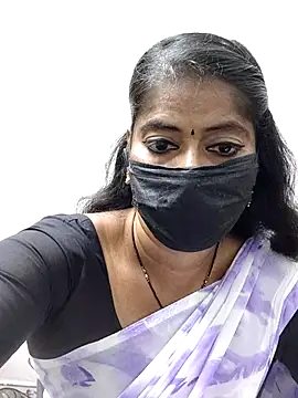 Snapshot of tamil_Sigappu_Roja chatting on 09.27.25 tamil Sigappu Roja online show from 09.27.25