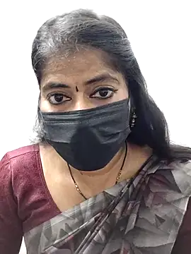 Snapshot of tamil_Sigappu_Roja chatting on 10.13.25 tamil Sigappu Roja online show from 10.13.25