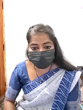 Snapshot of tamil_Sigappu_Roja chatting on 10.29.25 tamil Sigappu Roja online show from 10.29.25