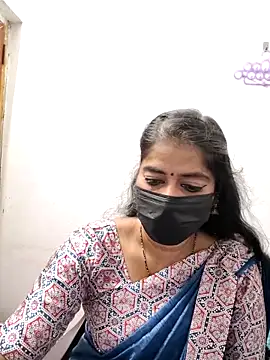 Snapshot of tamil_Sigappu_Roja chatting on 11.12.25 tamil Sigappu Roja online show from 11.12.25