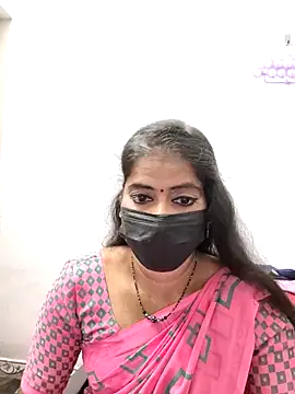 Snapshot of tamil_Sigappu_Roja chatting on 12.15.25 tamil Sigappu Roja online show from 12.15.25