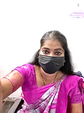 Snapshot of tamil_Sigappu_Roja chatting on 12.17.25 tamil Sigappu Roja online show from 12.17.25