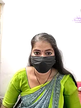 Snapshot of tamil_Sigappu_Roja chatting on 01.08.26 tamil Sigappu Roja online show from 01.08.26