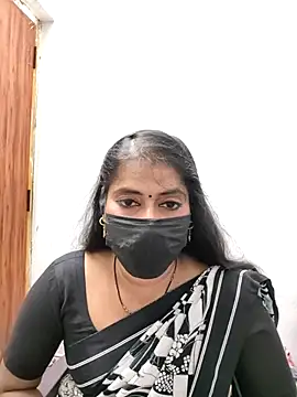Snapshot of tamil_Sigappu_Roja chatting on 02.24.26 tamil Sigappu Roja online show from 02.24.26