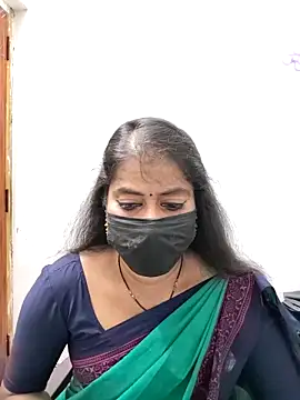 Snapshot of tamil_Sigappu_Roja chatting on 03.05.26 tamil Sigappu Roja online show from 03.05.26