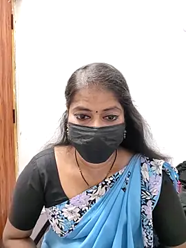 Snapshot of tamil_Sigappu_Roja chatting on 03.18.26 tamil Sigappu Roja online show from 03.18.26