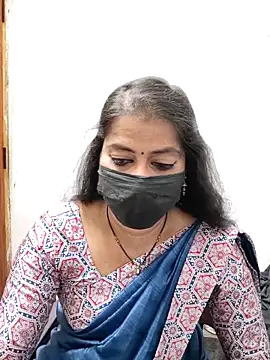 Snapshot of tamil_Sigappu_Roja chatting on 04.03.26 tamil Sigappu Roja online show from 04.03.26