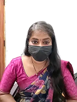 Snapshot of tamil_Sigappu_Roja chatting on 04.06.26 tamil Sigappu Roja online show from 04.06.26