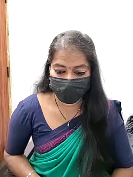 Snapshot of tamil_Sigappu_Roja chatting on 04.07.26 tamil Sigappu Roja online show from 04.07.26