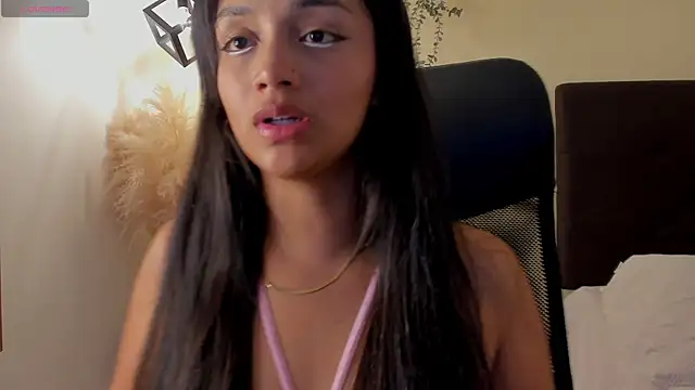 MelanyOconner online show from 04.21.26