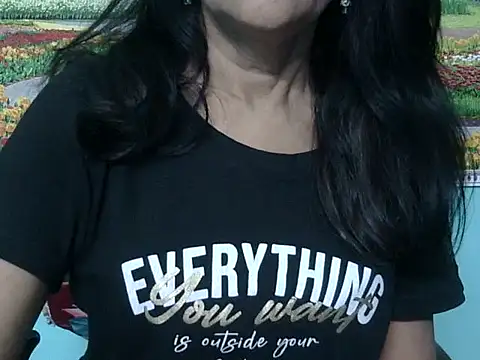 Snapshot of Lovely_bhabhi143 chatting on 05.07.26 Lovely bhabhi143 online show from 05.07.26