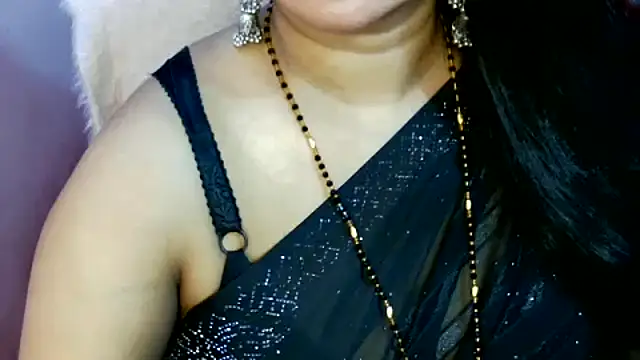 QUEEN SAKHI- online show from 02.26.26