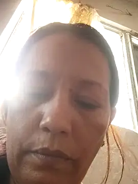 Snapshot of marinita13 chatting on 10.18.25 marinita13 online show from 10.18.25