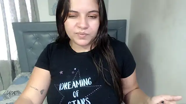 sarah aguilar online show from 04.11.26