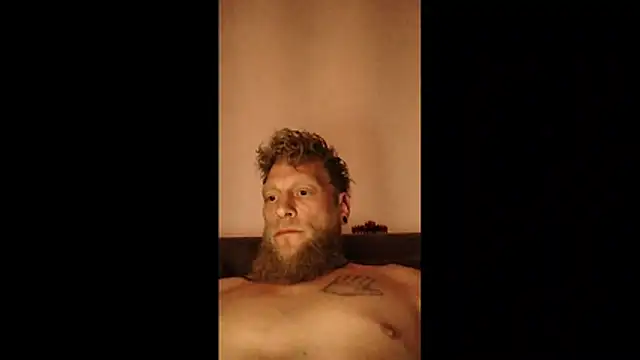 M6I6K6Exh online show from 05.17.26