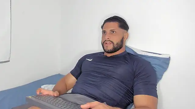 Snapshot of Pier_Simons chatting on 02.18.26 Pier Simons online show from 02.18.26