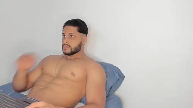 Snapshot of Pier_Simons chatting on 03.11.26 Pier Simons online show from 03.11.26