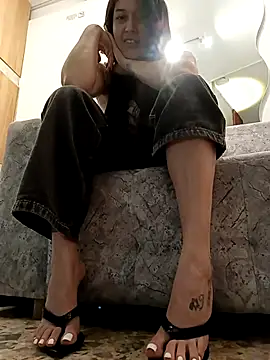 Snapshot of Ammberly__Adam23 chatting on 10.13.25 Ammberly  Adam23 online show from 10.13.25