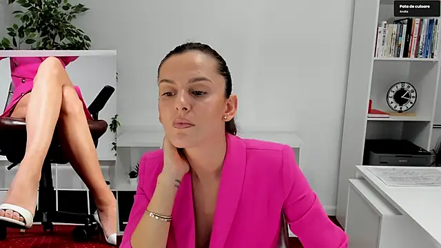 Snapshot of LegswAttitude chatting on 10.15.25 LegswAttitude online show from 10.15.25