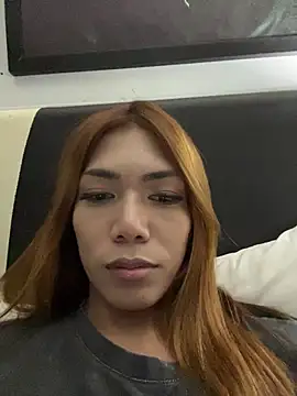 Xhugebatecum online show from 02.24.26