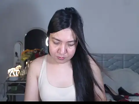 stellahugeX online show from 10.06.25