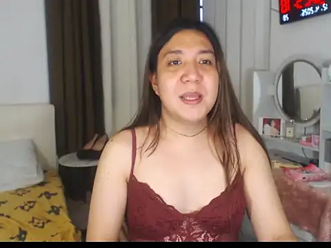 stellahugeX online show from 04.12.26