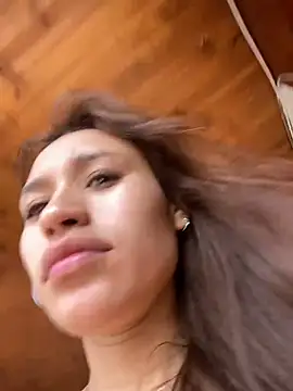 juliana-mancini online show from 11.01.25