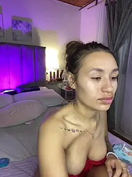 juliana-mancini online show from 03.11.26