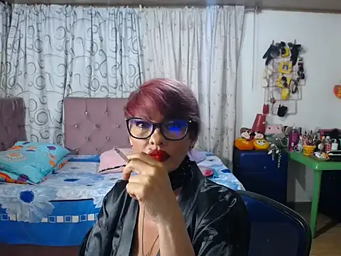 Snapshot of isabella-lips007 chatting on 05.03.26 isabella-lips007 online show from 05.03.26