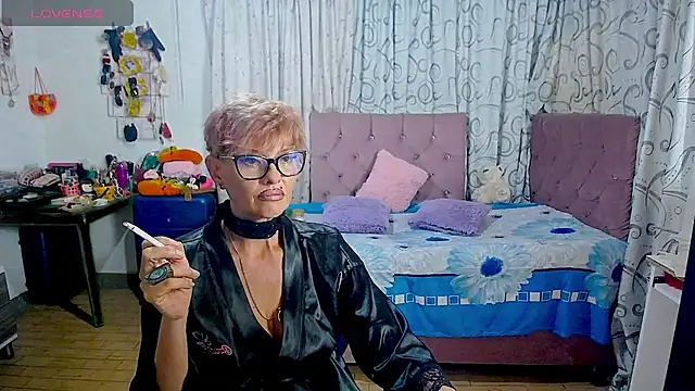 Snapshot of isabella-lips007 chatting on 05.20.26 isabella-lips007 online show from 05.20.26