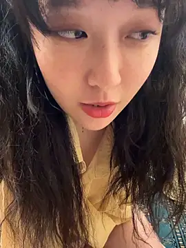 Etherealcat33 online show from 12.17.25