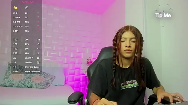 Snapshot of tbabi11 chatting on 09.29.25 tbabi11 online show from 09.29.25