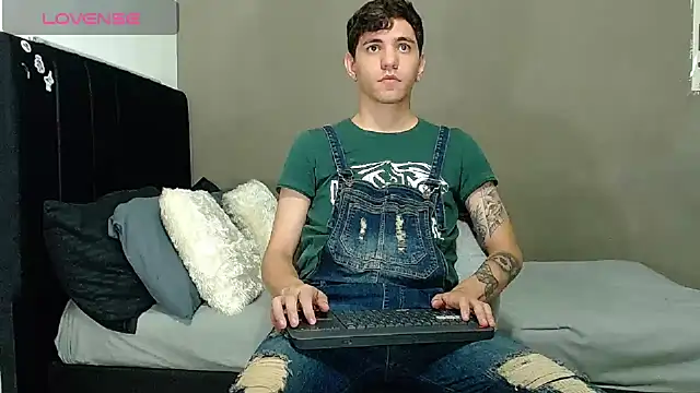 Matteo12  online show from 04.03.26