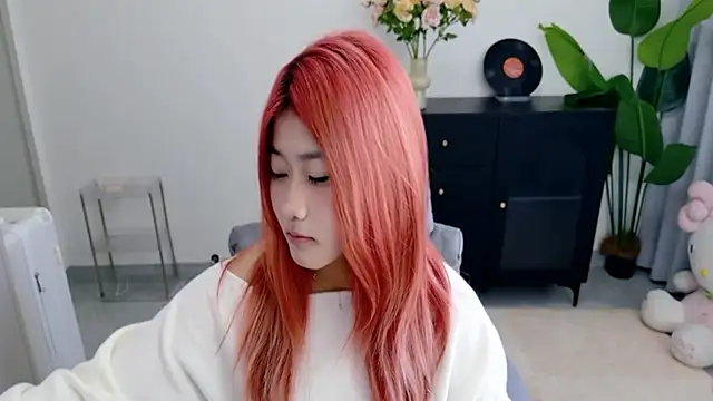 Snapshot of xiaouli chatting on 10.05.25 xiaouli online show from 10.05.25