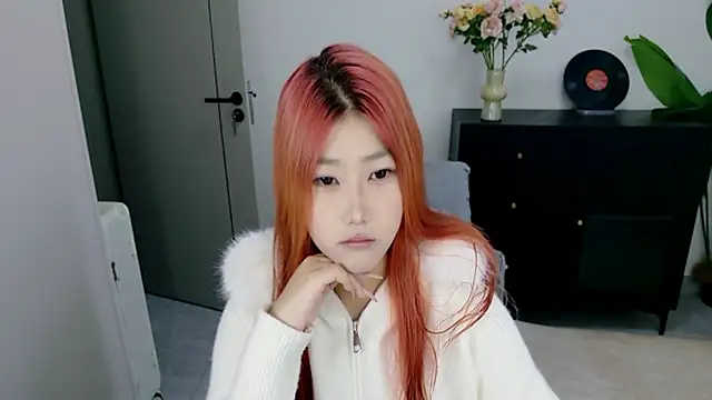 Snapshot of xiaouli chatting on 10.17.25 xiaouli online show from 10.17.25