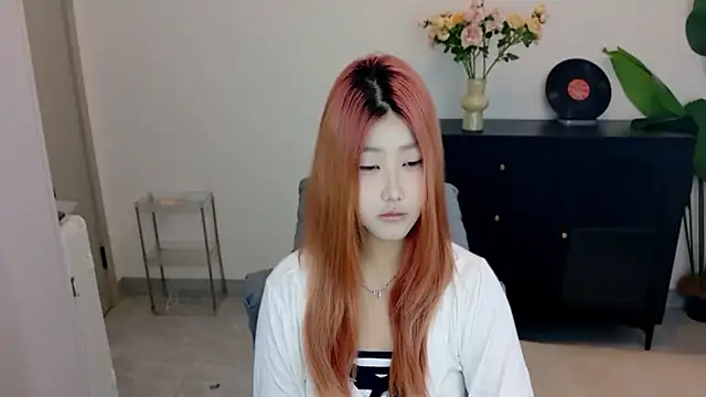 Snapshot of xiaouli chatting on 10.26.25 xiaouli online show from 10.26.25