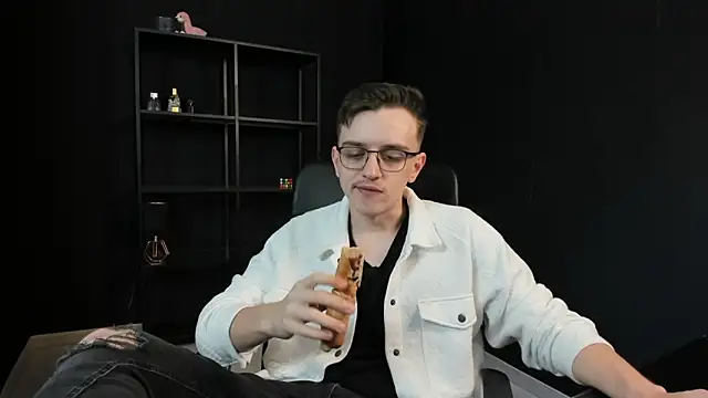 Snapshot of FelixStarkk chatting on 05.03.26 FelixStarkk online show from 05.03.26