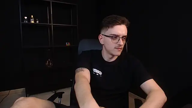Snapshot of FelixStarkk chatting on 05.15.26 FelixStarkk online show from 05.15.26