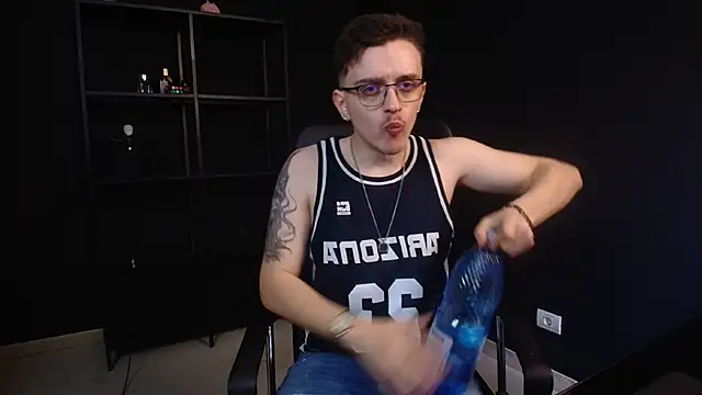 Snapshot of FelixStarkk chatting on 06.04.26 FelixStarkk online show from 06.04.26