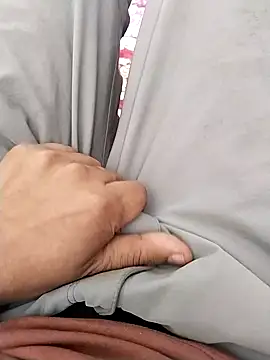 Snapshot of zorhotty chatting on 11.07.25 zorhotty online show from 11.07.25