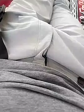 Snapshot of zorhotty chatting on 01.13.26 zorhotty online show from 01.13.26