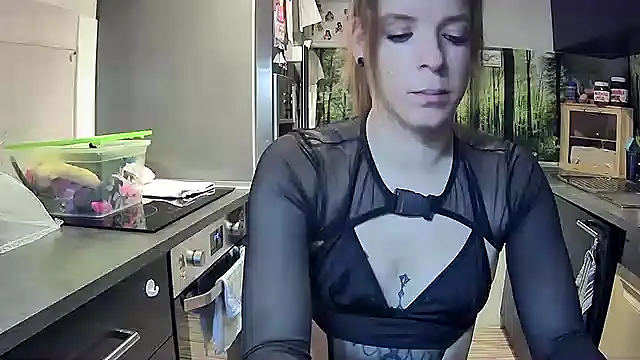 Snapshot of SexyMilf_37 chatting on 10.01.25 SexyMilf 37 online show from 10.01.25